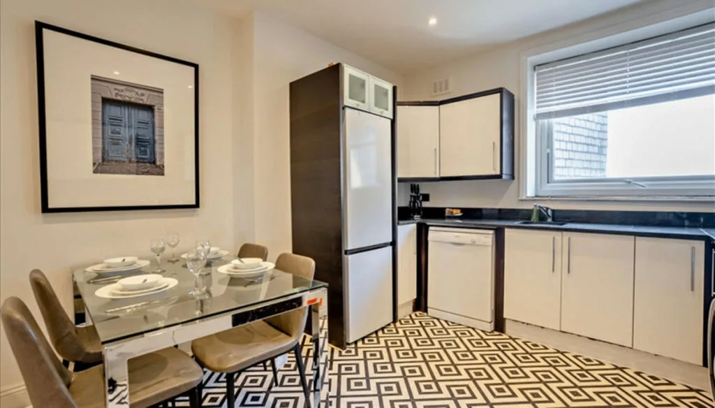 4 bedroom apartment for rent