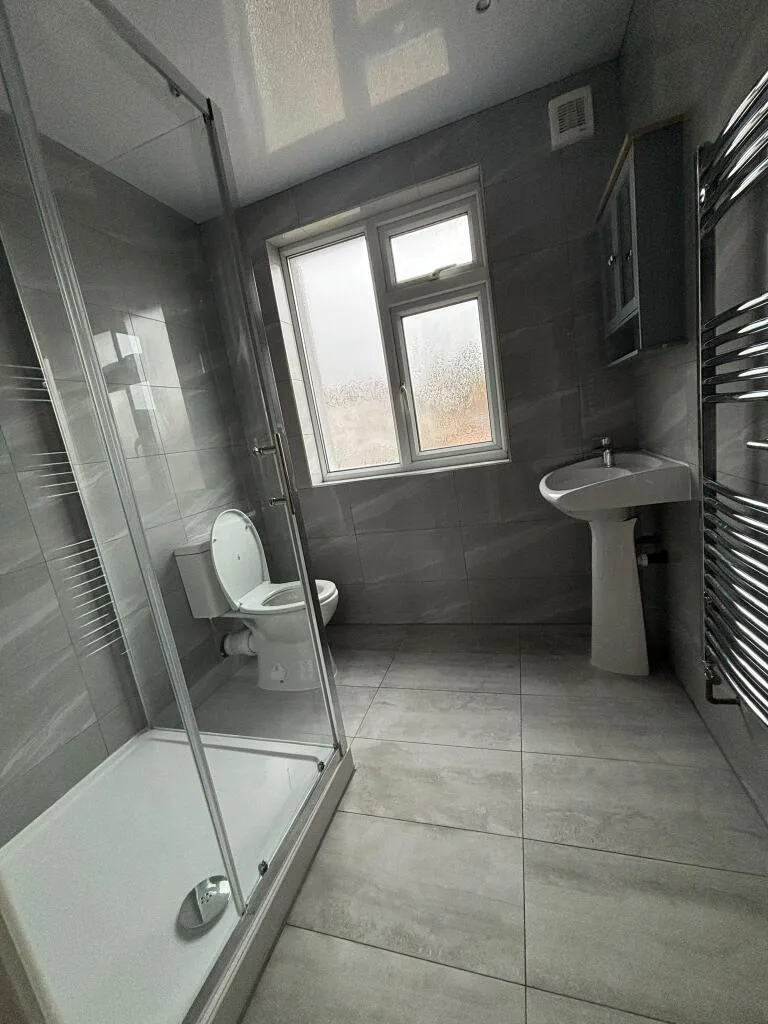 6 bedroom terraced house for rent