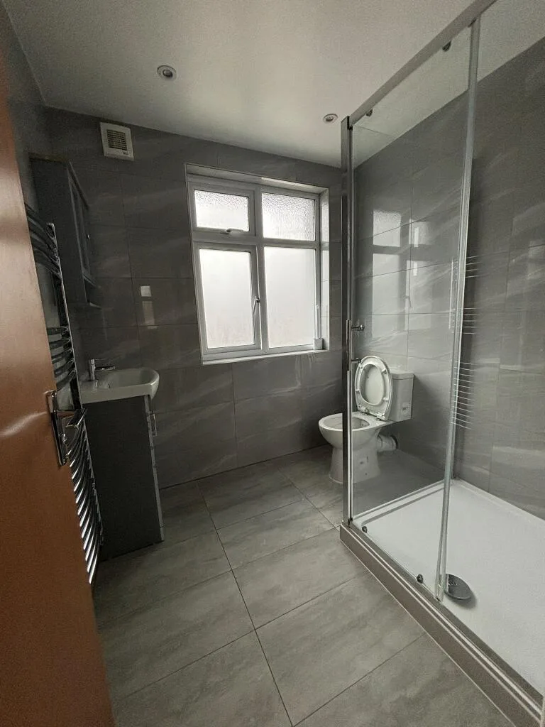 6 bedroom terraced house for rent