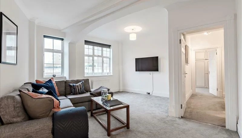 2 bedroom flat for rent