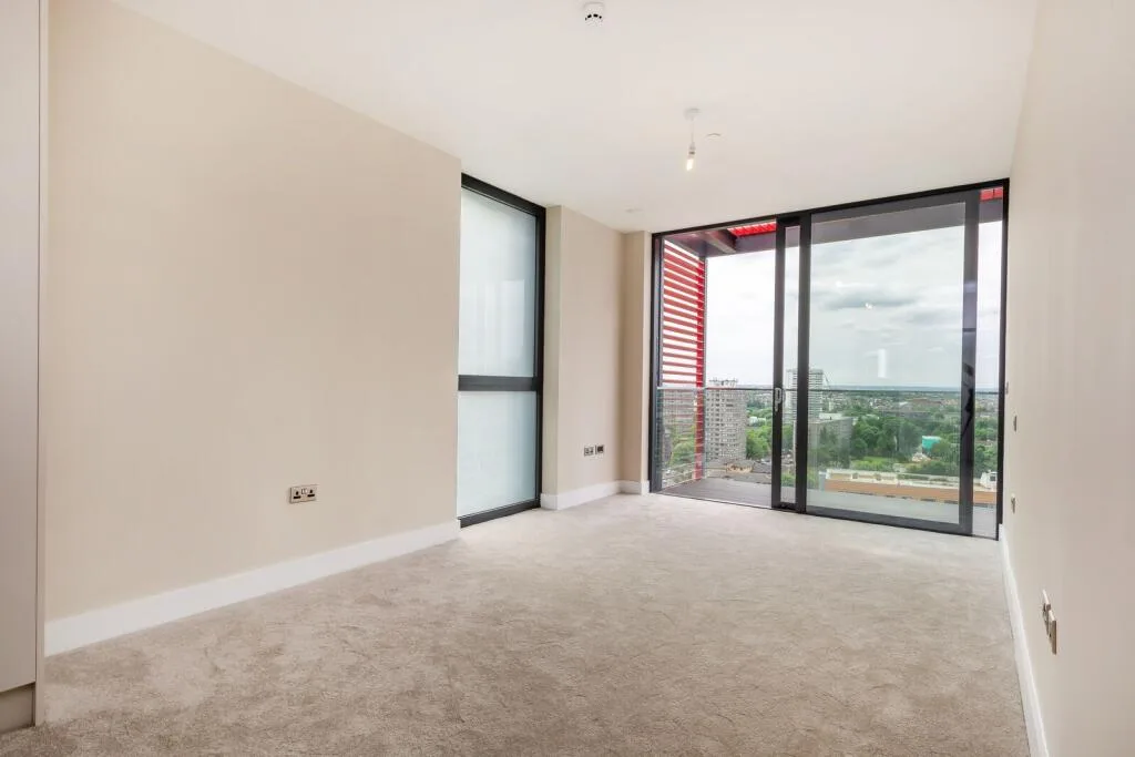 3 bedroom flat for rent