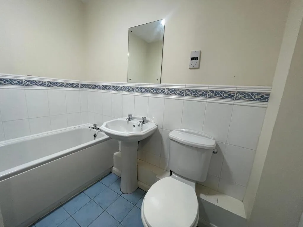 2 bedroom flat for rent