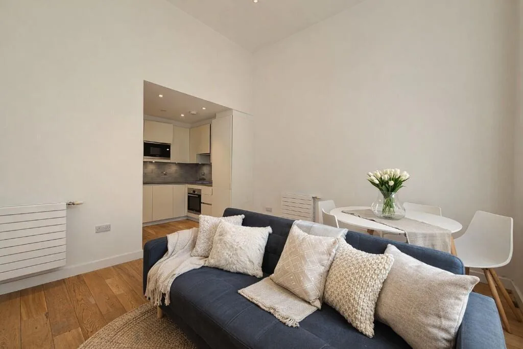 2 bedroom duplex for rent