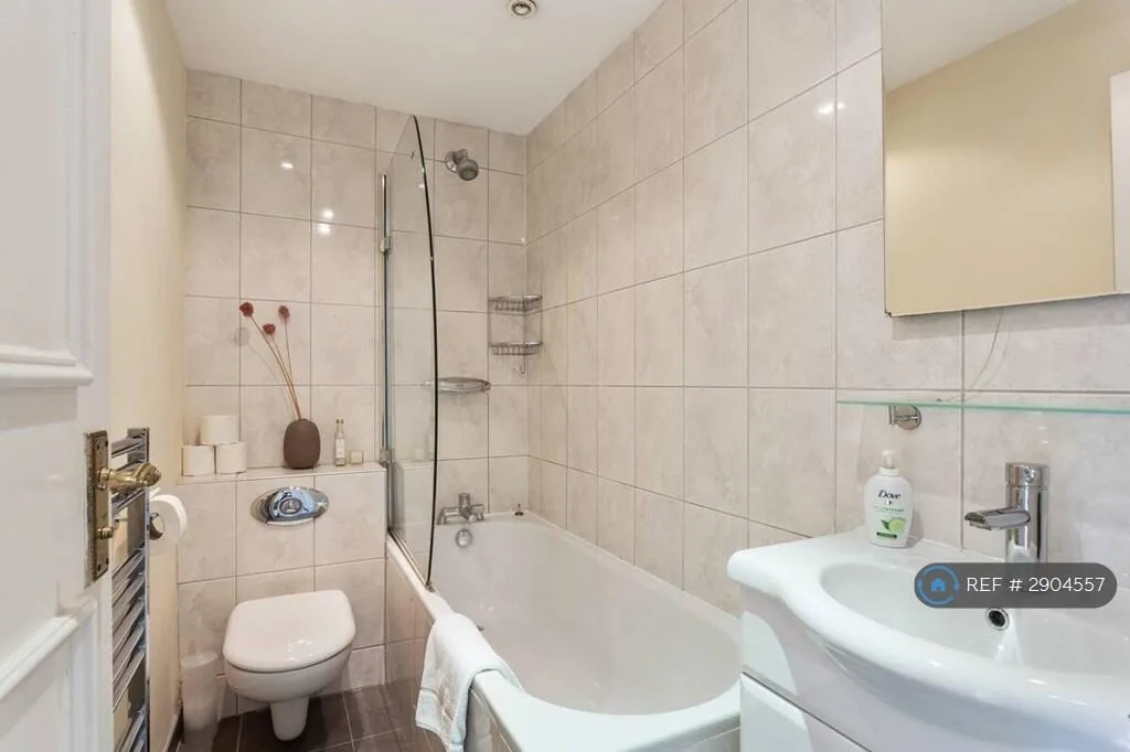 2 bedroom maisonette for rent