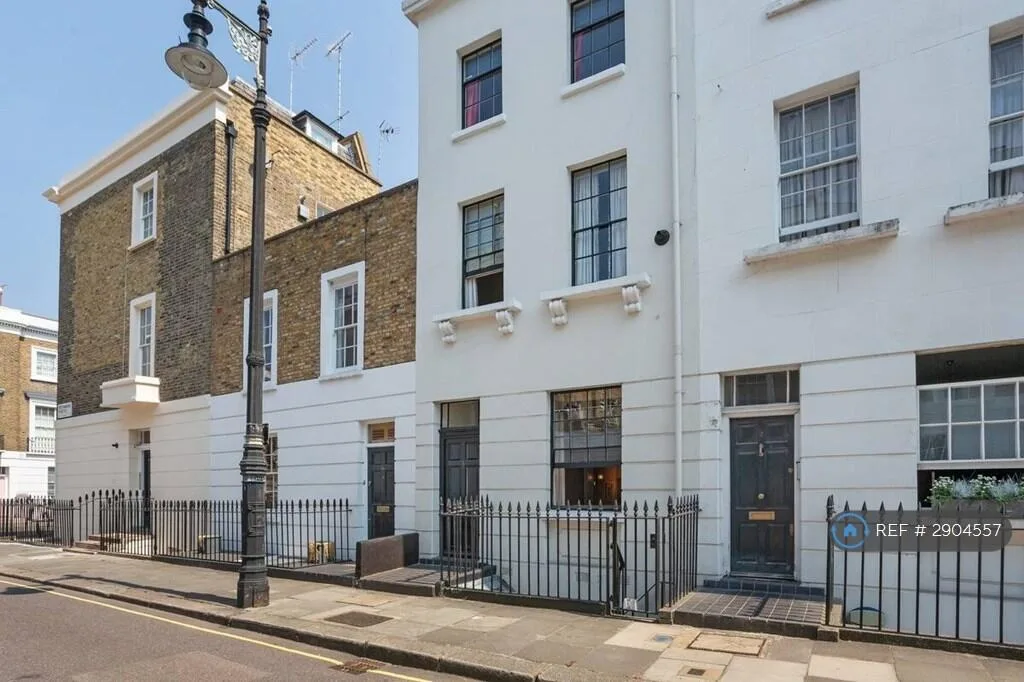 2 bedroom maisonette for rent