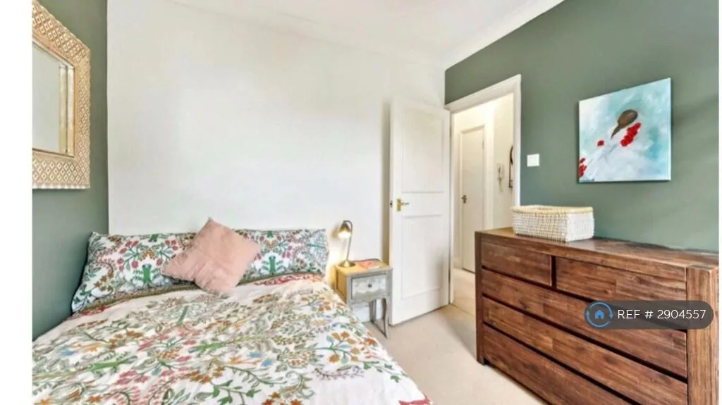 2 bedroom maisonette for rent