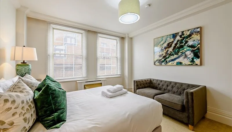 3 bedroom flat for rent
