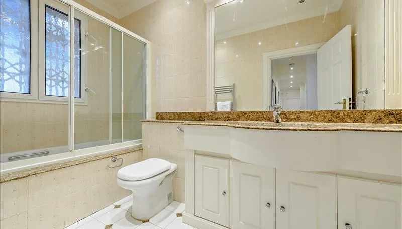 3 bedroom flat for rent