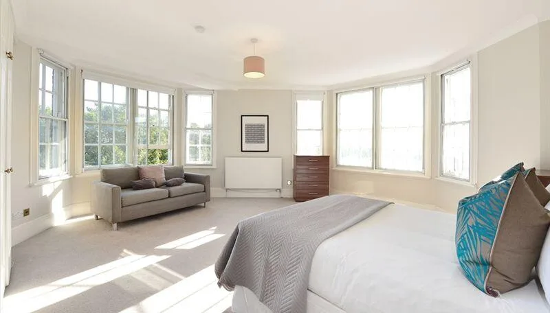 5 bedroom apartment for rent