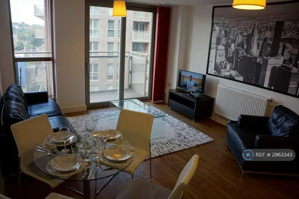 2 bedroom flat for rent