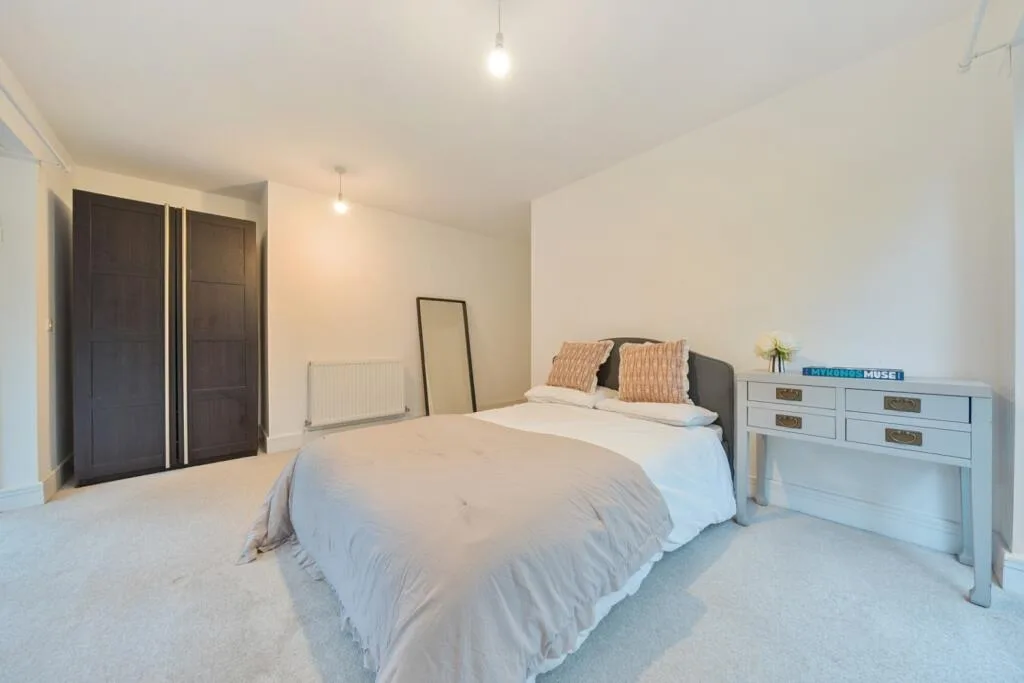 3 bedroom flat for rent