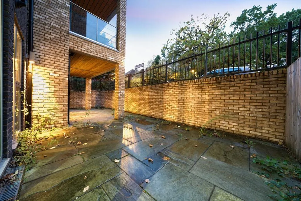 3 bedroom flat for rent