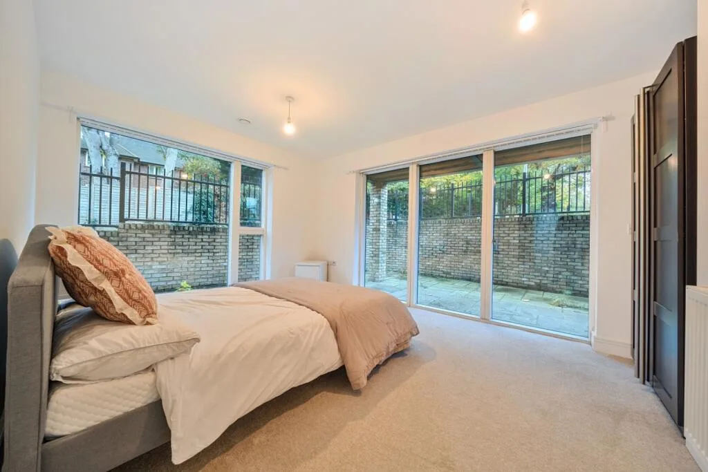3 bedroom flat for rent