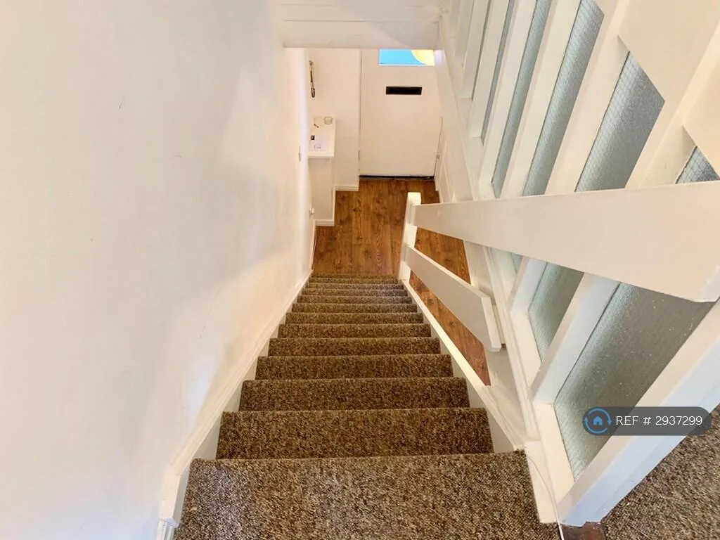 3 bedroom maisonette for rent