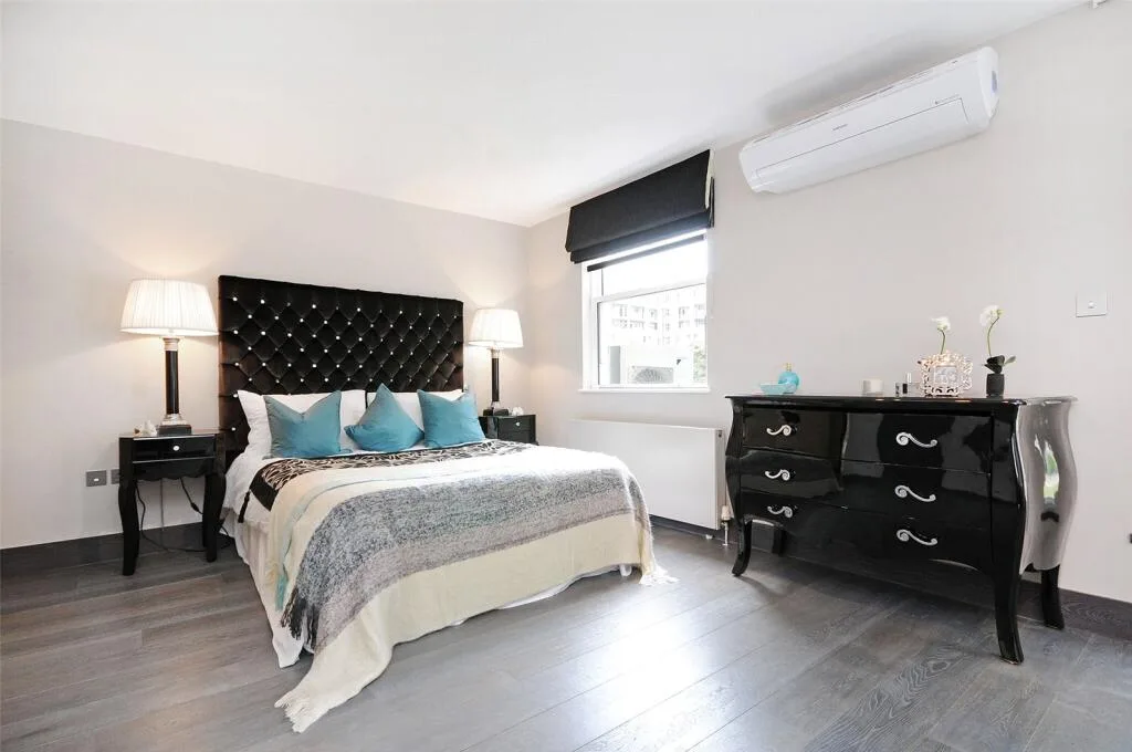 4 bedroom terraced house for rent