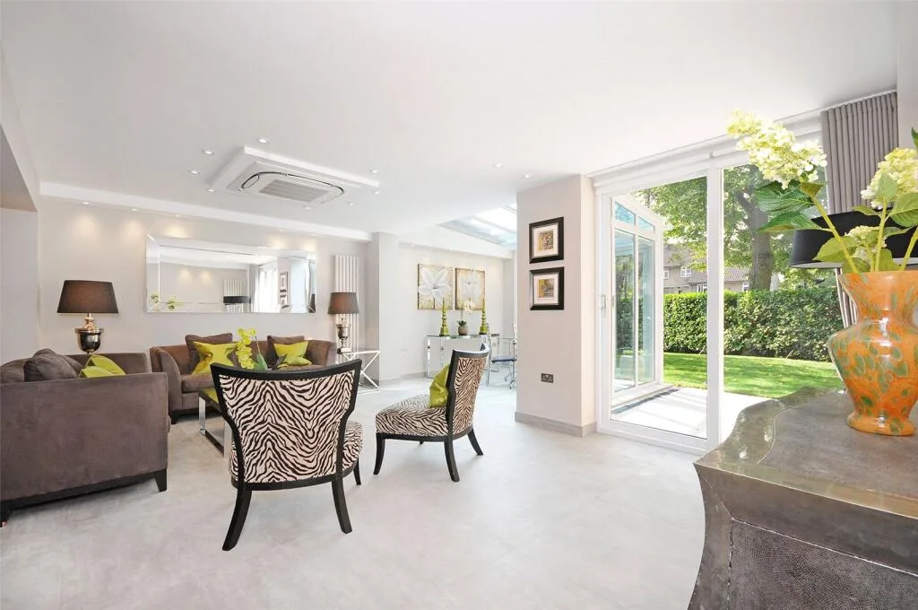 4 bedroom terraced house for rent