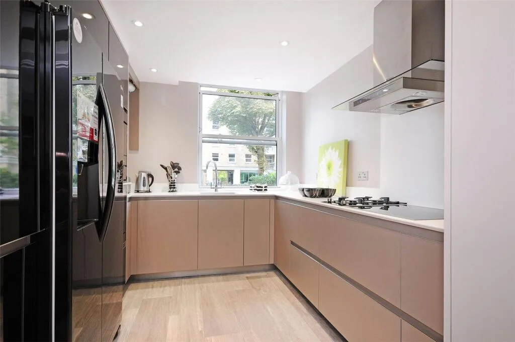4 bedroom terraced house for rent