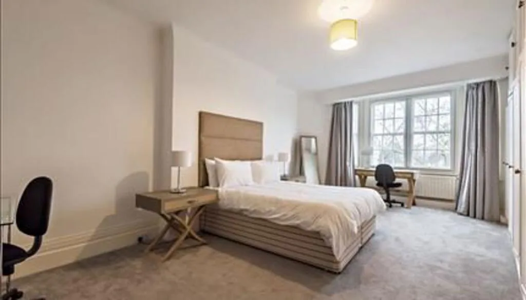 5 bedroom flat for rent