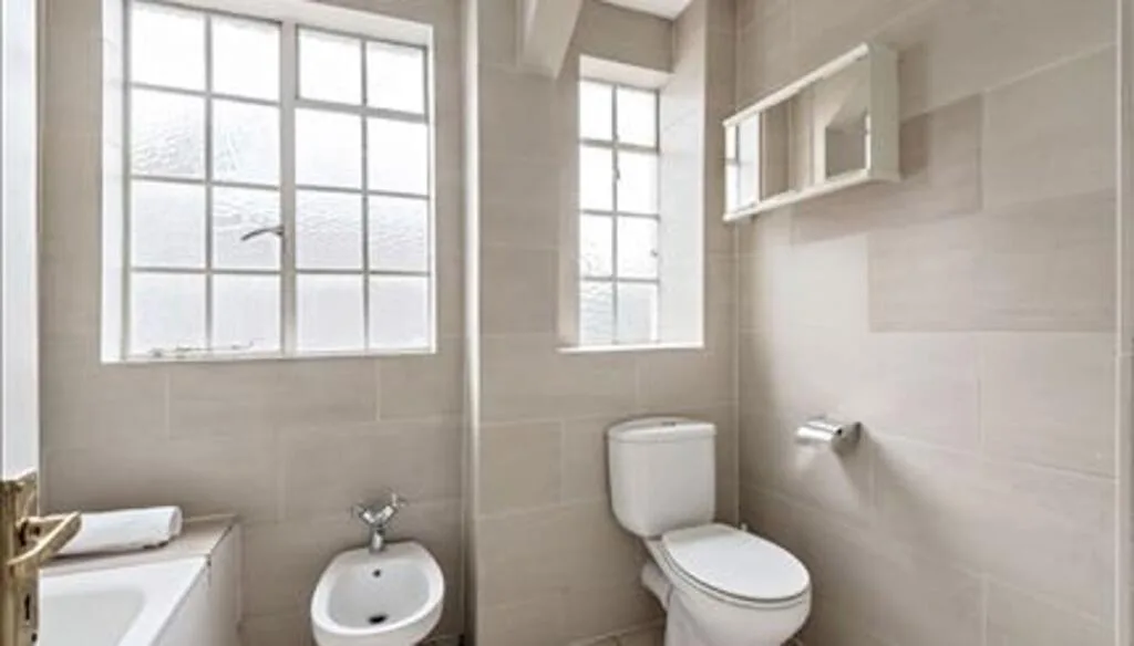 5 bedroom flat for rent