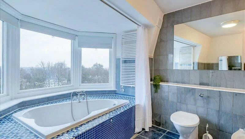 4 bedroom flat for rent