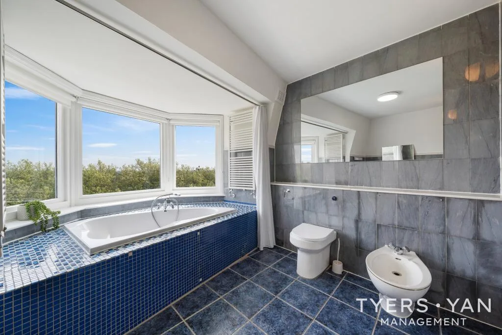4 bedroom flat for rent