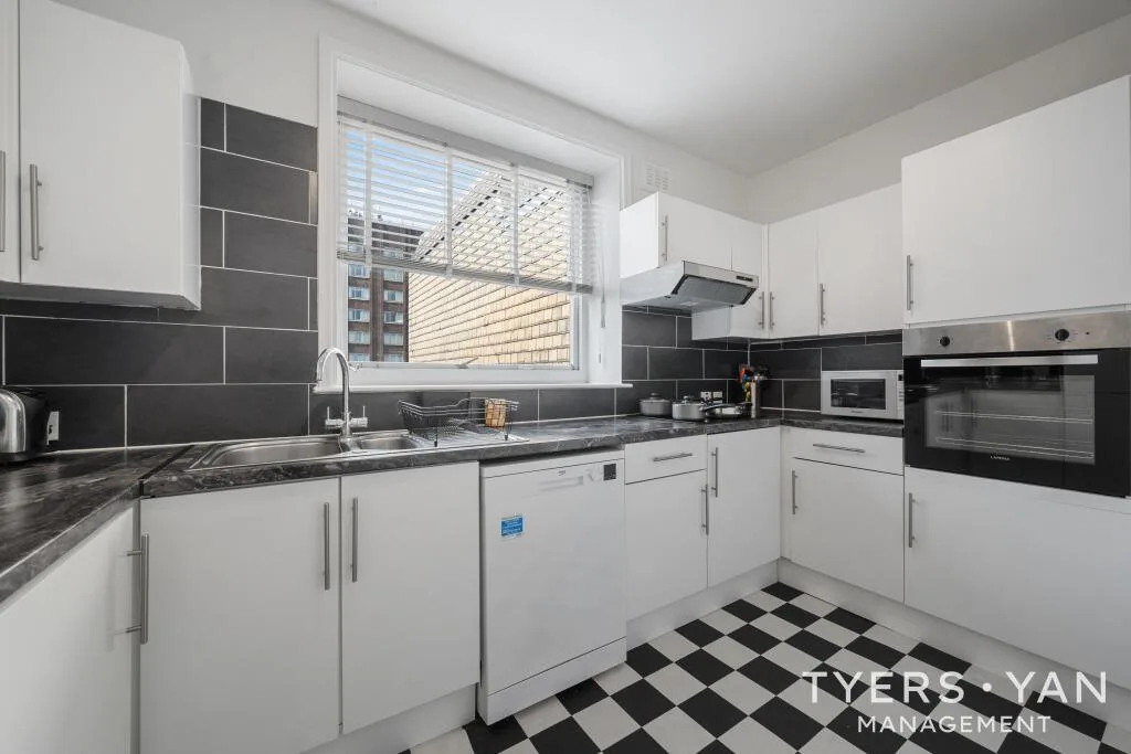 4 bedroom flat for rent