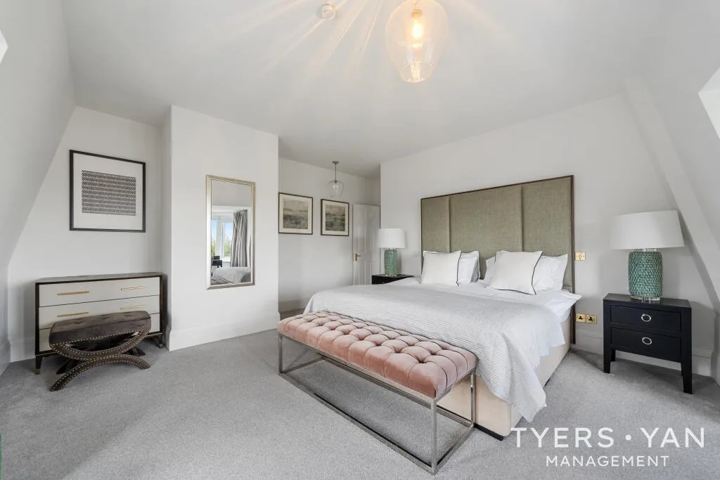 4 bedroom flat for rent