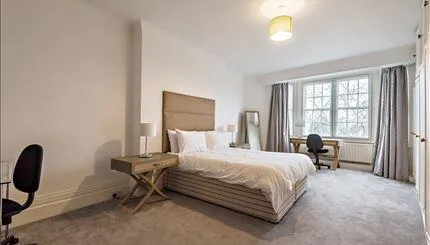 5 bedroom flat for rent
