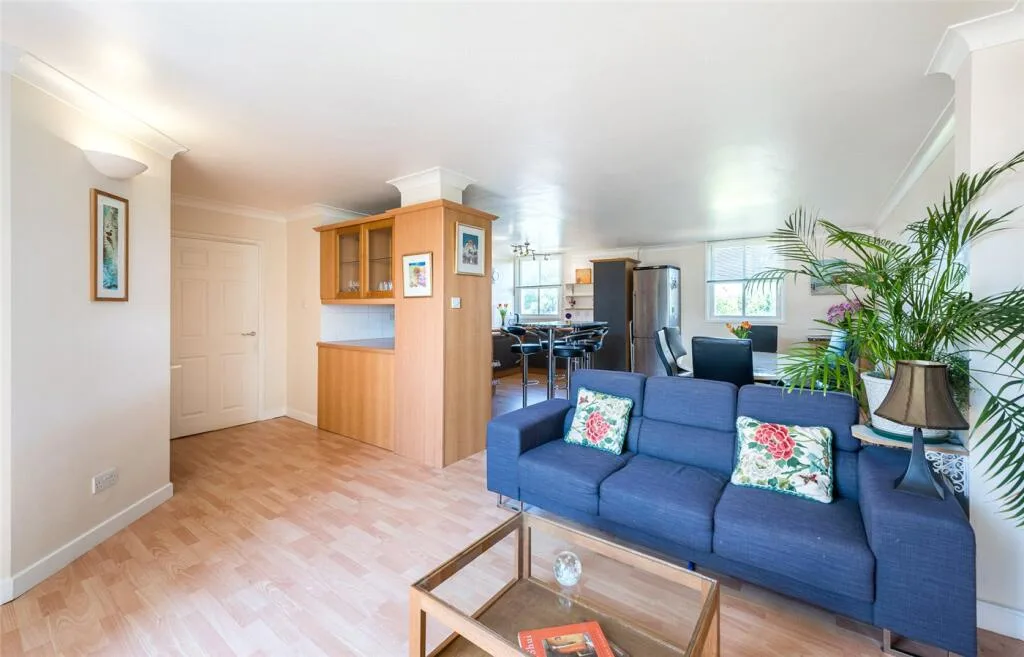 3 bedroom apartment for rent