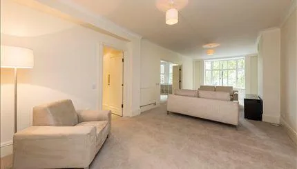 4 bedroom flat for rent