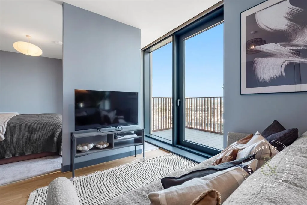 Studio flat for rent