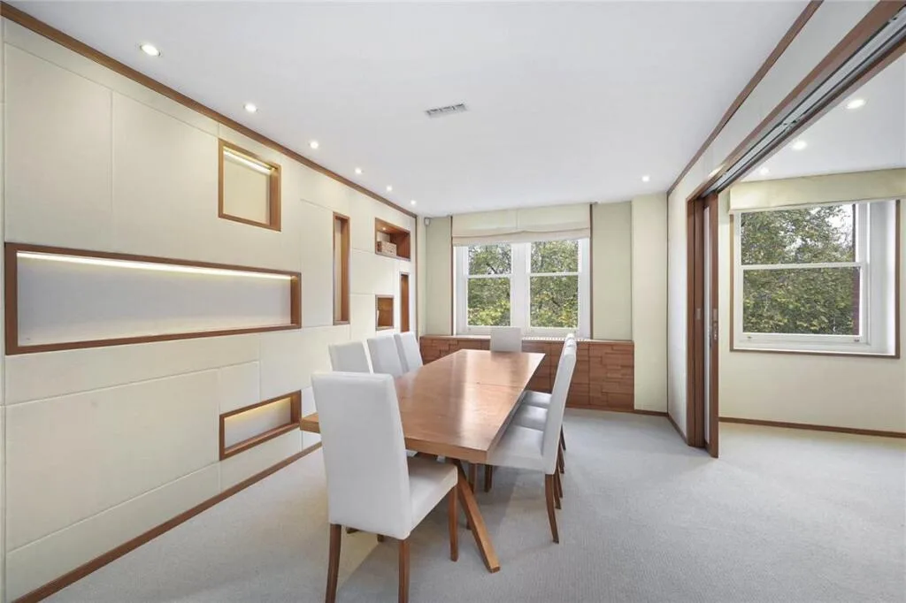 4 bedroom flat for rent