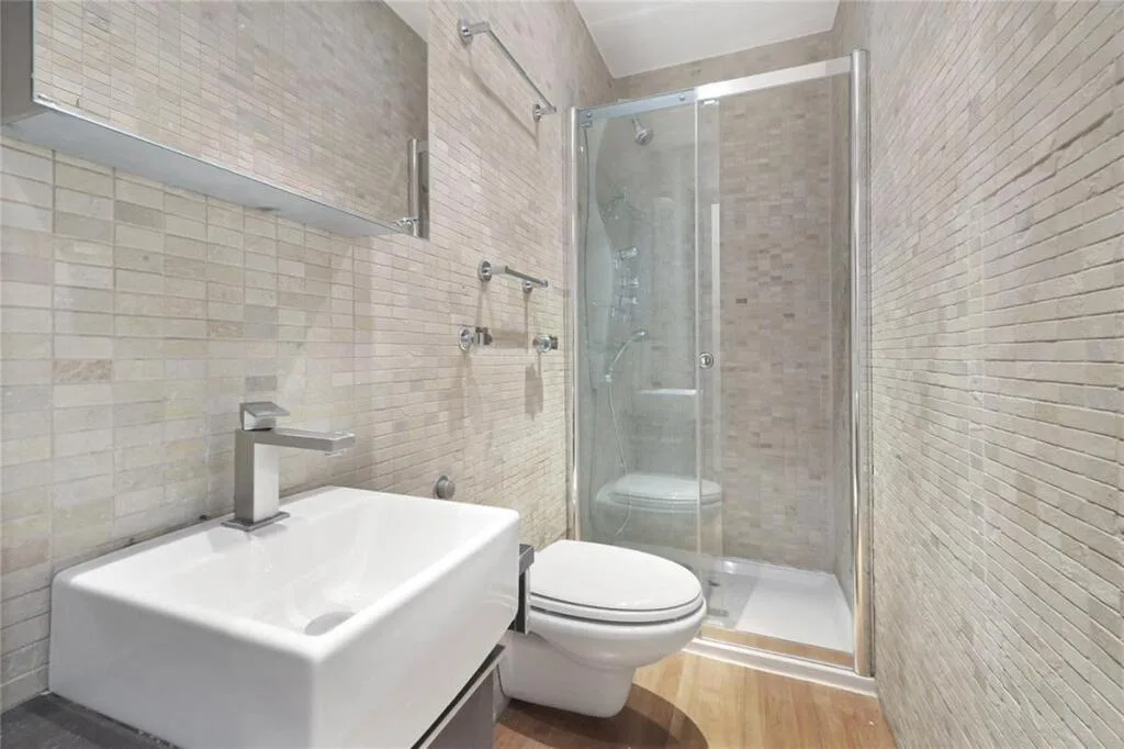 4 bedroom flat for rent