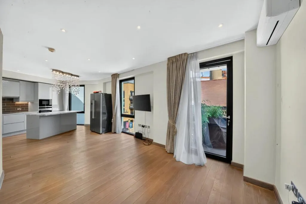 2 bedroom apartment for rent