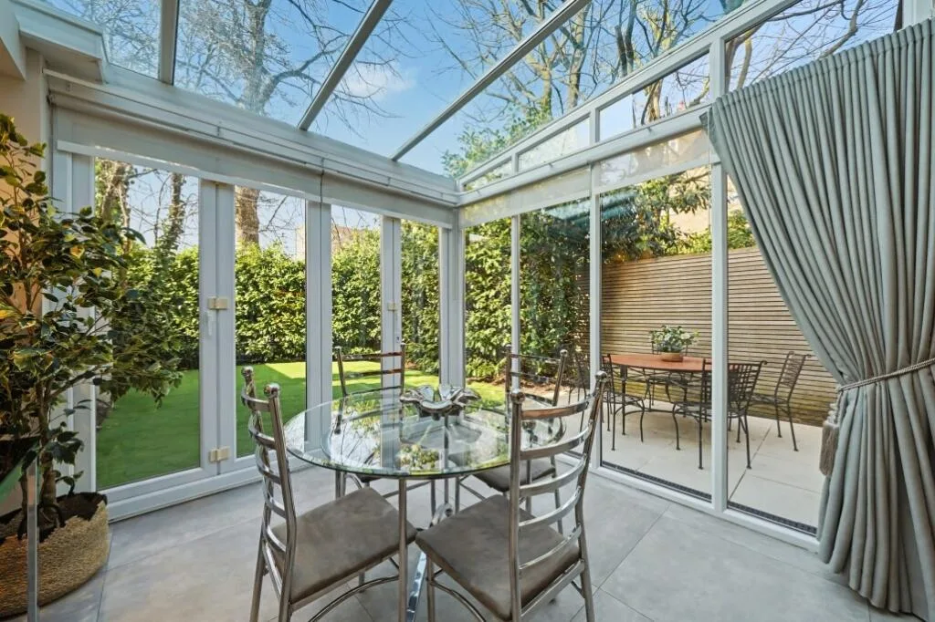 4 bedroom terraced house for rent