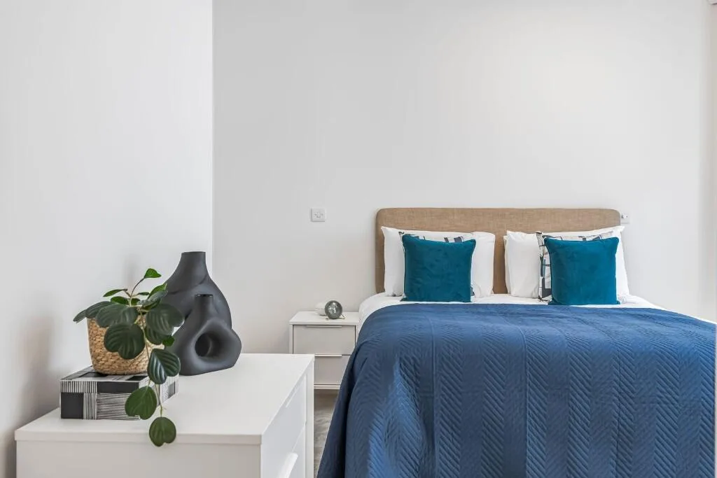 2 bedroom maisonette for rent