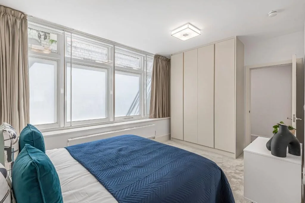 2 bedroom maisonette for rent