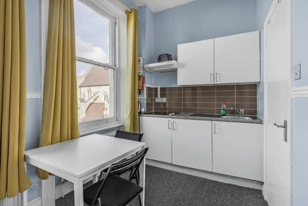 Studio flat for rent