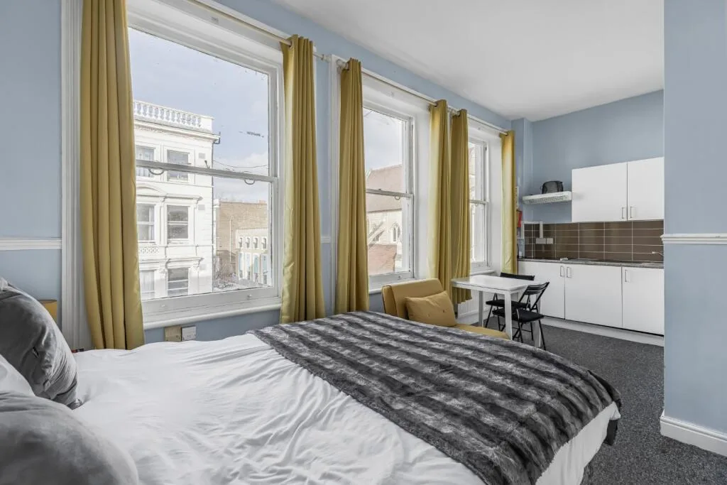 Studio flat for rent