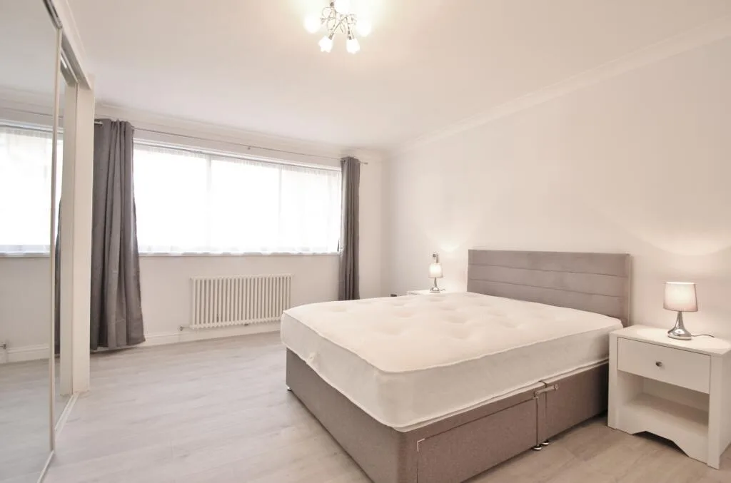 3 bedroom flat for rent
