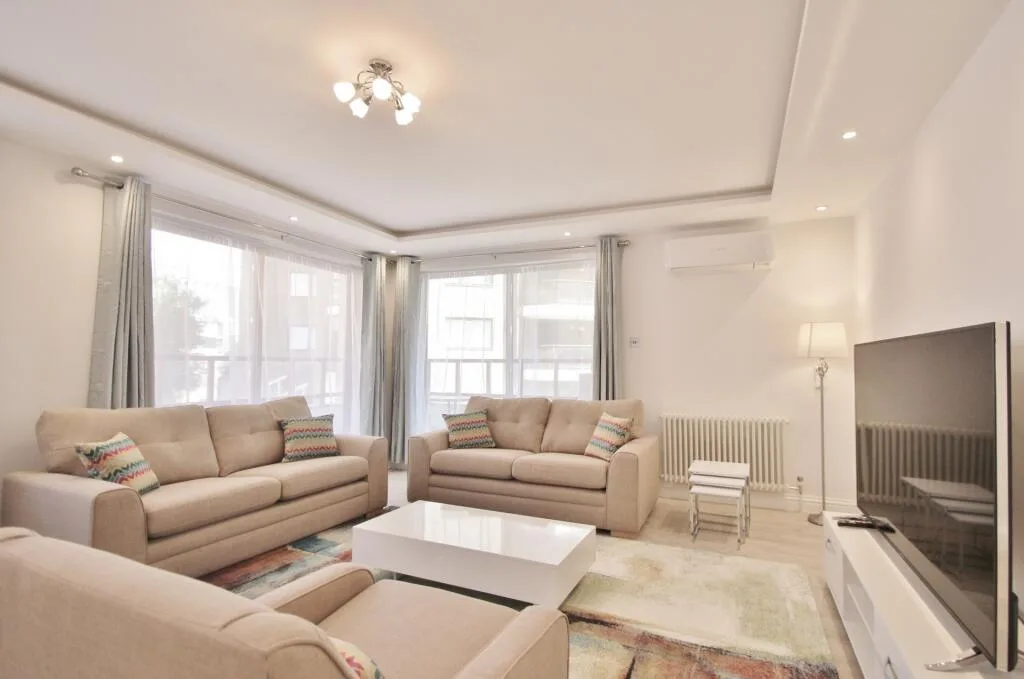 3 bedroom flat for rent
