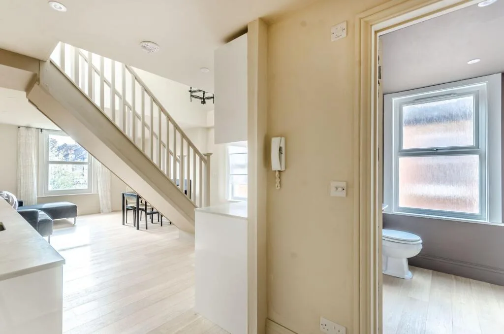 2 bedroom flat for rent
