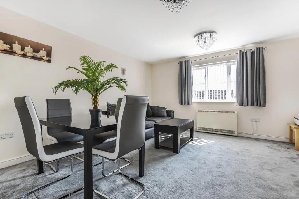 2 bedroom flat for rent
