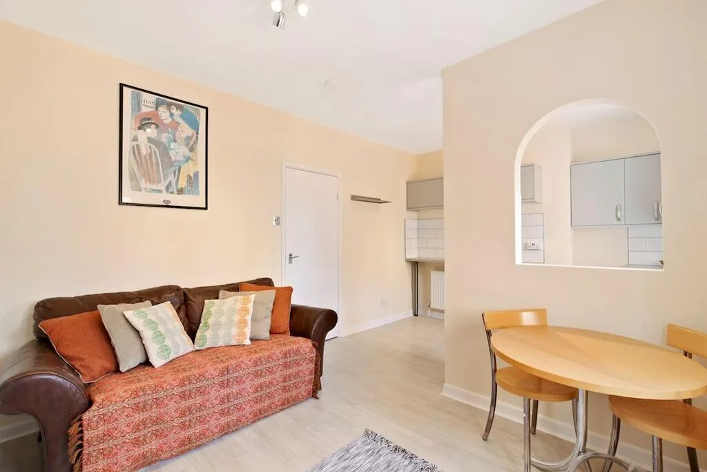 1 bedroom flat for rent