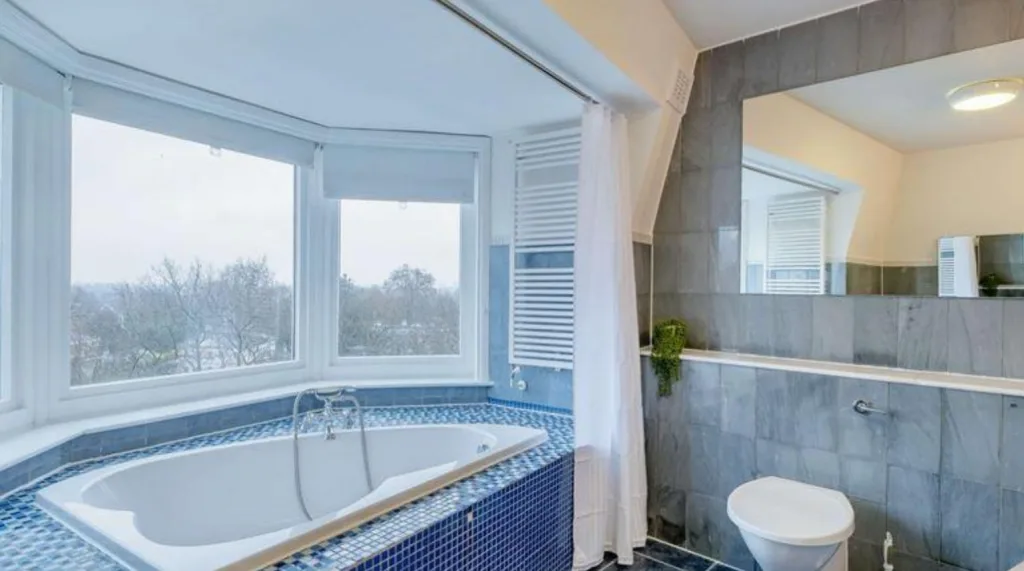 5 bedroom flat for rent