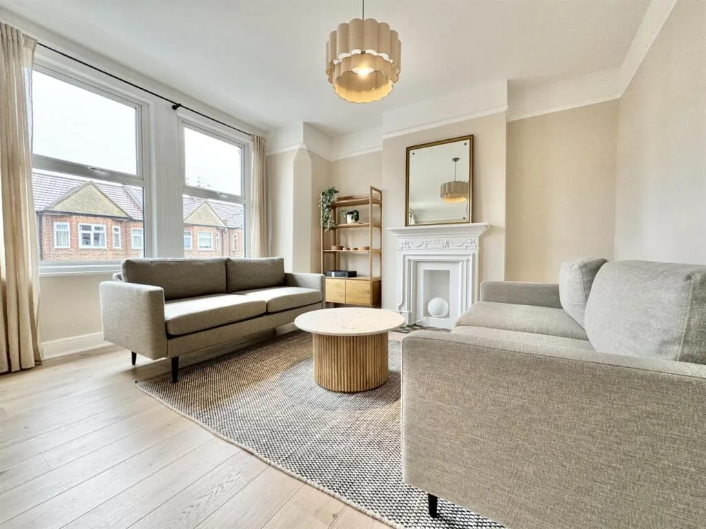 2 bedroom flat for rent