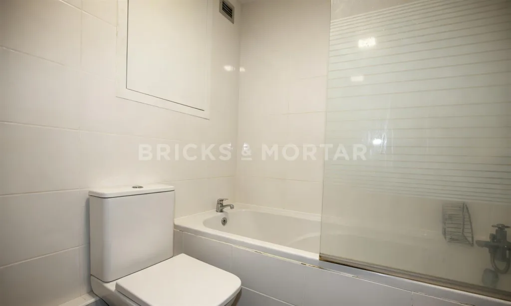 2 bedroom maisonette for rent