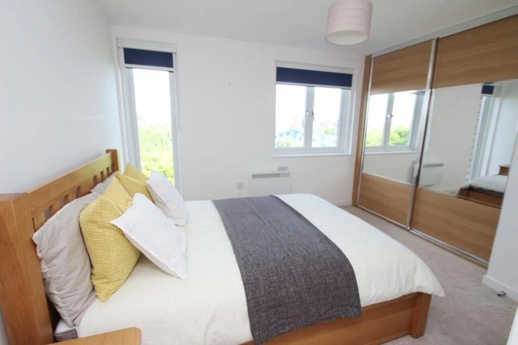 2 bedroom penthouse for rent