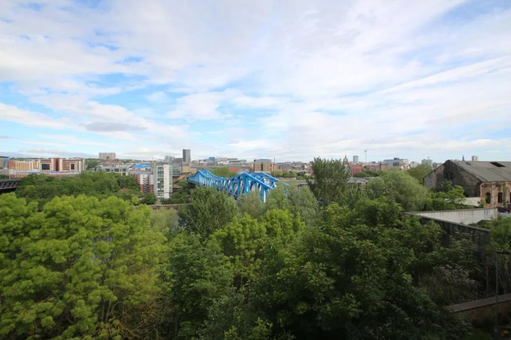 2 bedroom penthouse for rent
