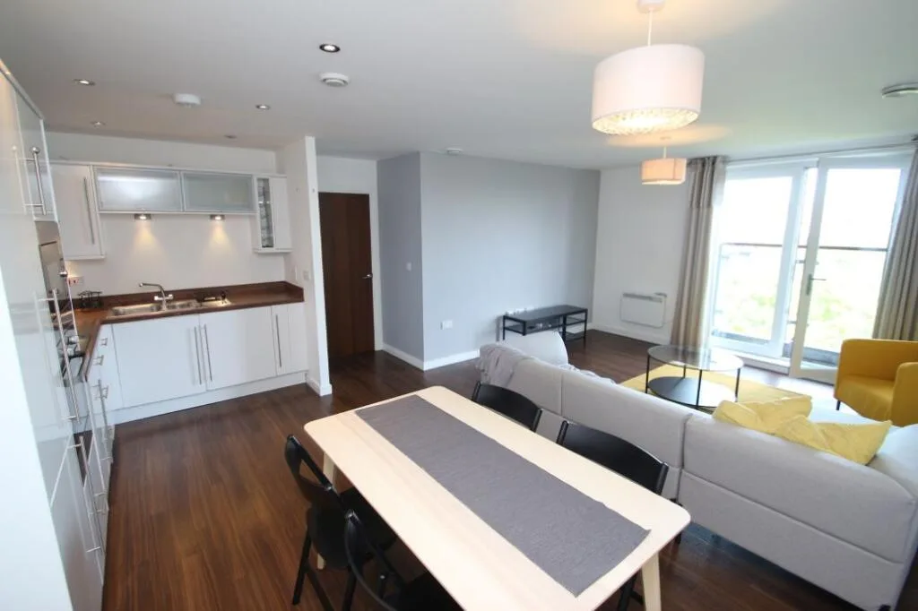 2 bedroom penthouse for rent
